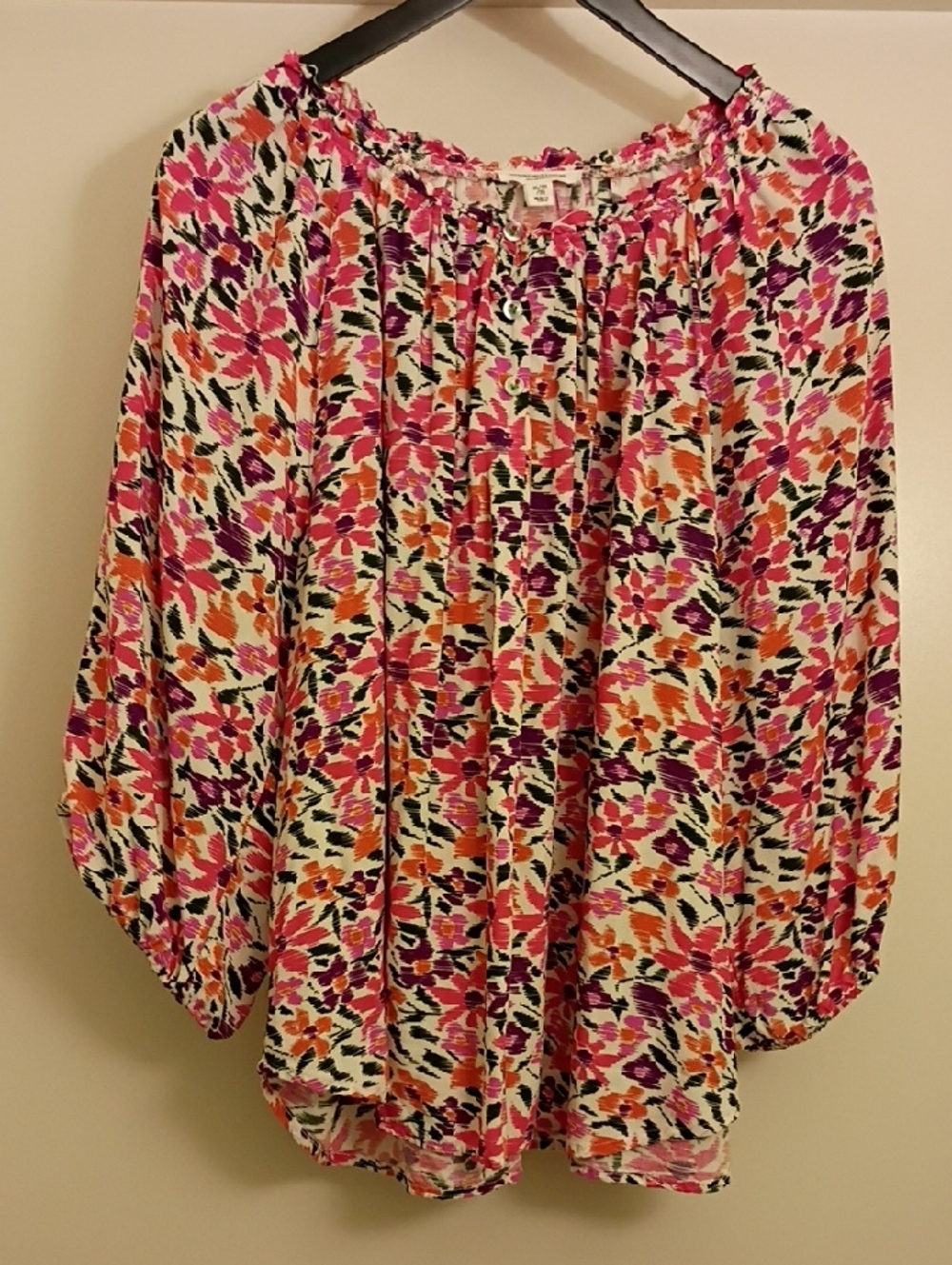 beachlunchlounge Pink Coral Floral Peasant Blouse